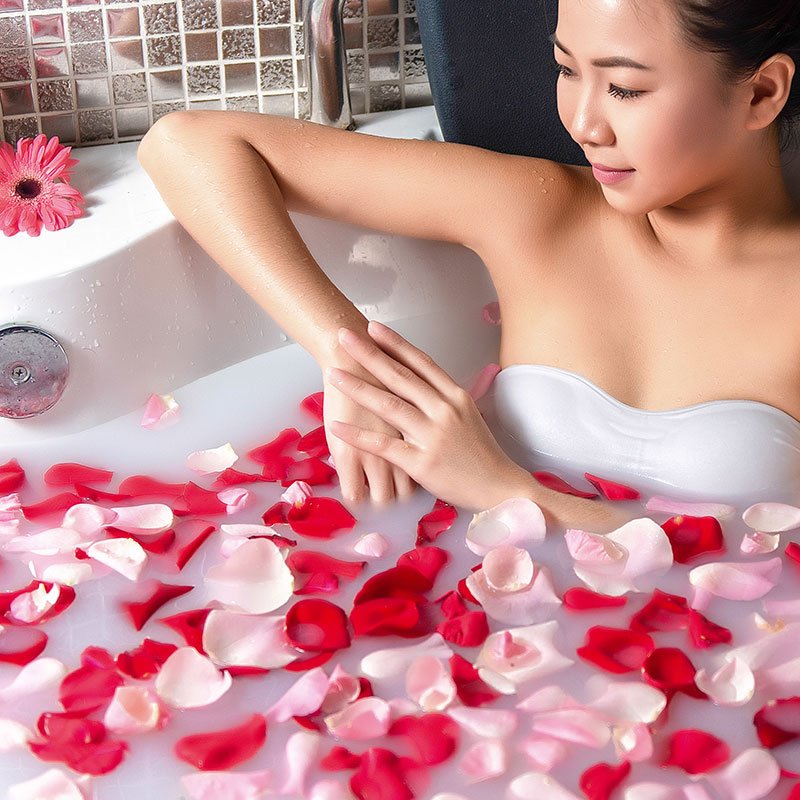 Rose Blossom & Honey Bath